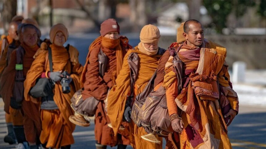 Monjes budistas detenidos por narcóticos en aeropuerto de Sri Lanka Contacto