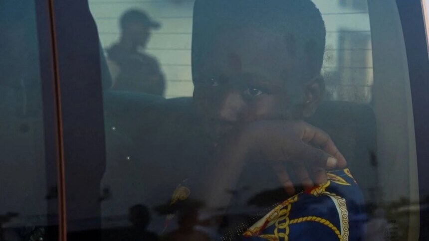 Rescate de 15 menores secuestrados en orfanato clandestino en Nigeria Contacto