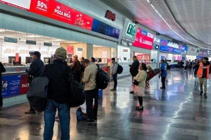 Suspensión de autobuses en Nayarit afecta la movilidad tras captura de líder criminal Contacto