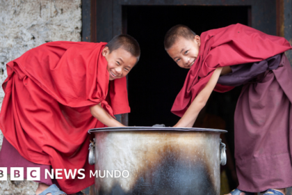 Bután, el reino himalayense que transforma su conexión global