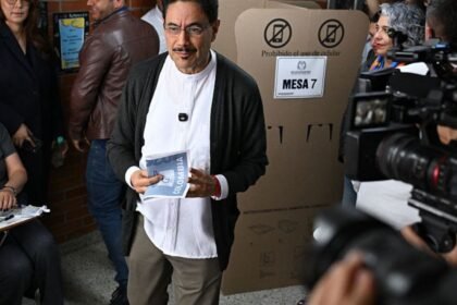 Colombia muestra confianza y tranquilidad al cerrar su votación