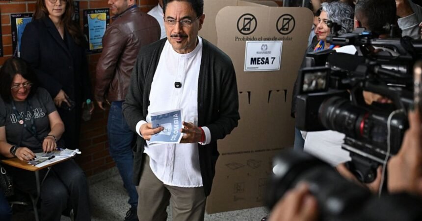 Colombia muestra confianza y tranquilidad al cerrar su votación