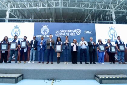 León, Gto.: 72 mil constancias al año impulsan emprendedores locales