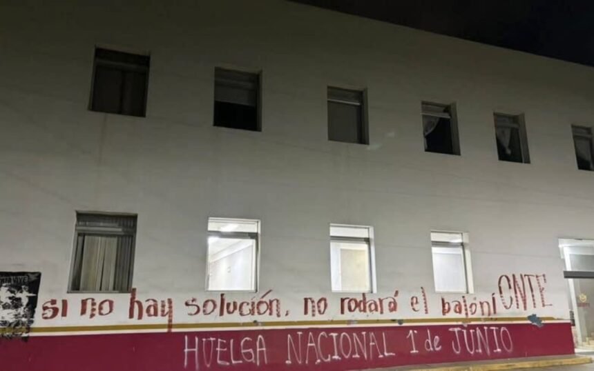 Morena en Oaxaca sufre vandalismo, impacta a la comunidad local