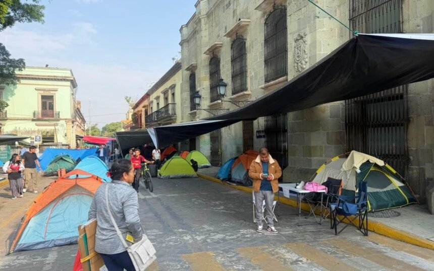 Problemas en México: CNTE bloquea el centro de Oaxaca, afecta a todos