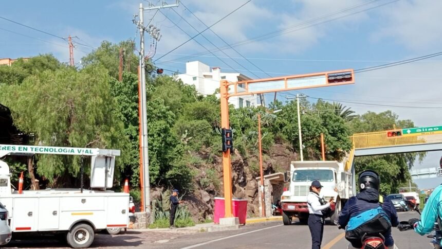 Guanajuato Capital: Nuevos semáforos mejoran seguridad en nuestras calles