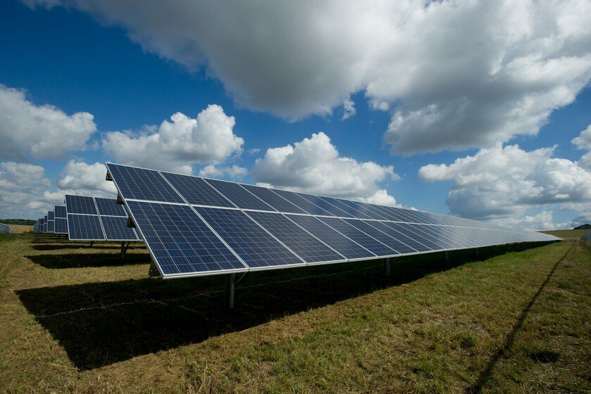 Jinko Power lanza un ambicioso complejo solar de 400 MW en Huelva
