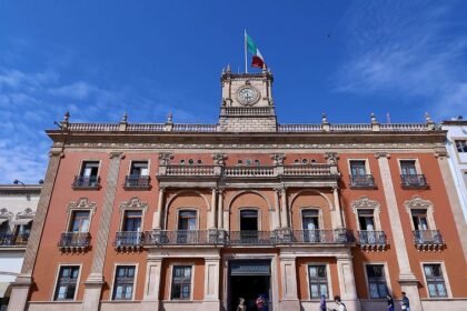 León, Gto.: Síndico alerta sobre actividades partidistas de Gutiérrez