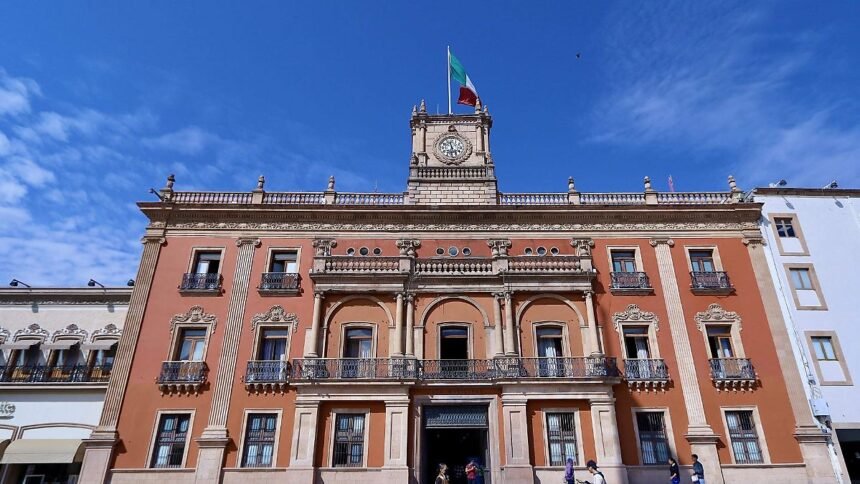 León, Gto.: Síndico alerta sobre actividades partidistas de Gutiérrez