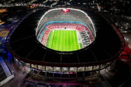 México: Vecinos del Azteca ofrecen estacionamiento y QR para el Mundial