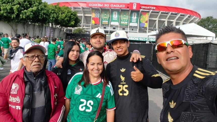 Salamanca, Gto.: La familia de Roberto Alvarado celebra su segundo Mundial