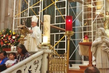 Salamanca, Gto.: Obispo habla sobre el Corpus Christi y la unión comunitaria