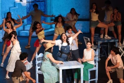 Tec: Un Éxito Sin Precedentes que Conquista el Corazón del Público