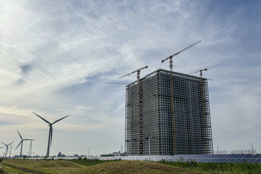 Batería gigante en China utiliza gravedad para energía sostenible