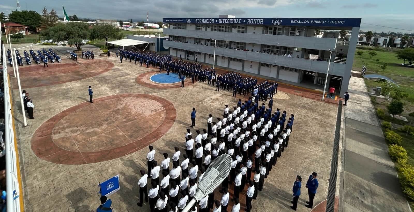 Celaya, Gto.: El alcalde impulsa la permanencia de la prepa militarizada