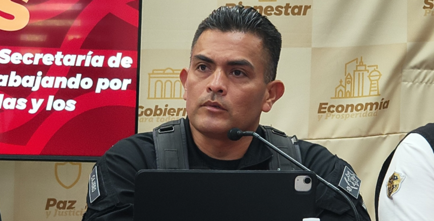Celaya, Gto.: Vecinos se unen y detienen a falso funcionario