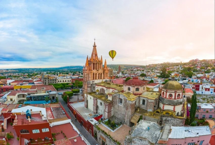 Discover Mexico's San Miguel de Allende: Historic Figures Shaping Your Visit