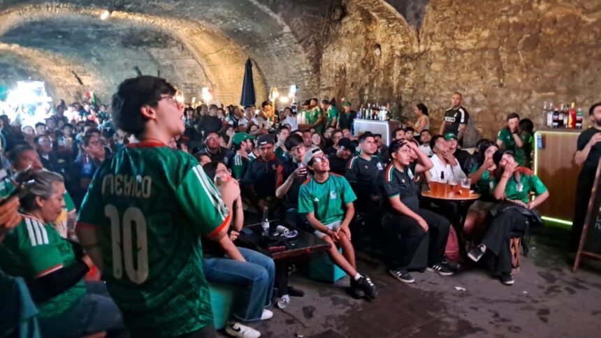 Guanajuato Capital: Aficionados en la Subterránea hacen vibrar el centro