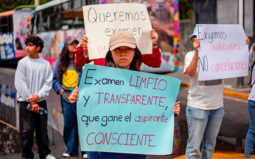 México: Examen en la UNAM y emergencia ambiental en Sonora