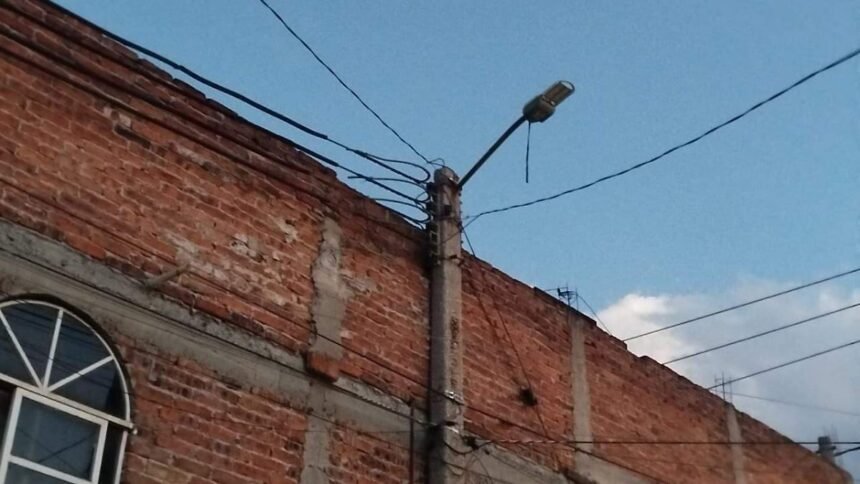 Salamanca, Gto.: Lluvias causan fallas en el alumbrado y cortes de luz