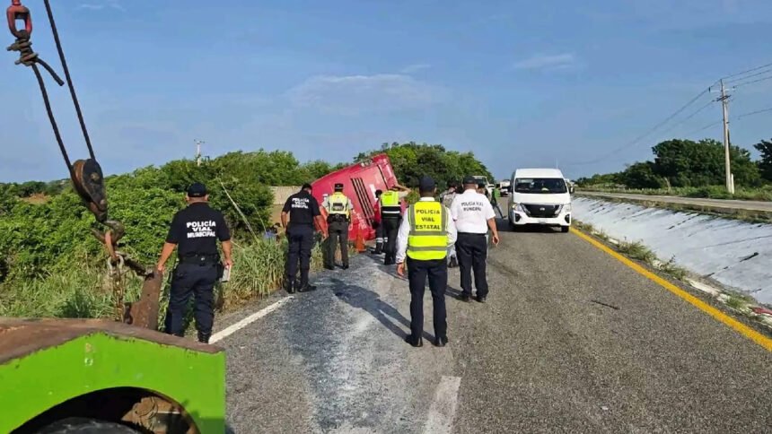 San Miguel de Allende: apoyo a víctimas de accidente en Oaxaca