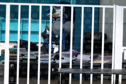 Celaya, Gto.: Padres bloquean calle por reembolso en el Colegio Luz María