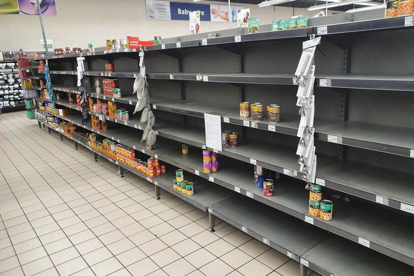 Gobierno aconseja a ciudadanos acumular alimentos y agua en casa