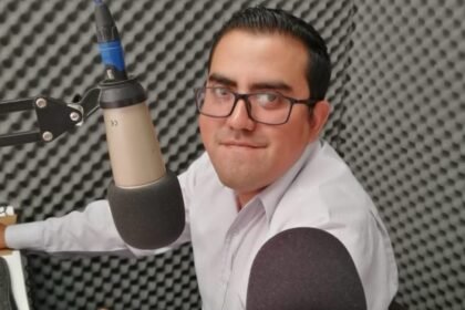Iván Michel Atilano, locutor desaparecido en Oaxaca, México, desde agosto
