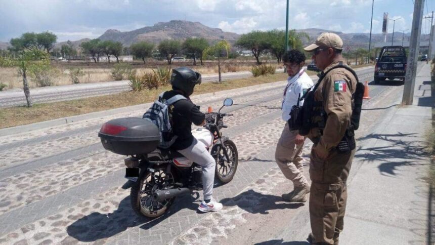 León, Gto.: CECyTEG lanza simulador para prevenir accidentes de moto