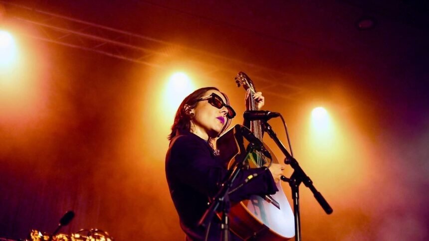 León, Gto.: Lucrecia Dalt presenta "A Danger to Ourselves" en FIACmx