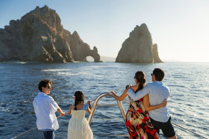 Mexico's Los Cabos Tourism: Positive Changes for Families Ahead