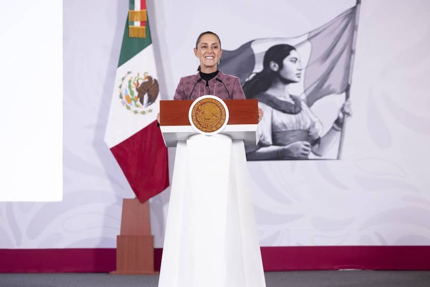 Mexico's Sheinbaum Confirms No Social Media Ban Like Australia's