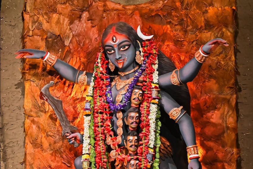 Mexico's Women Embrace Tantric Goddesses for Personal Empowerment