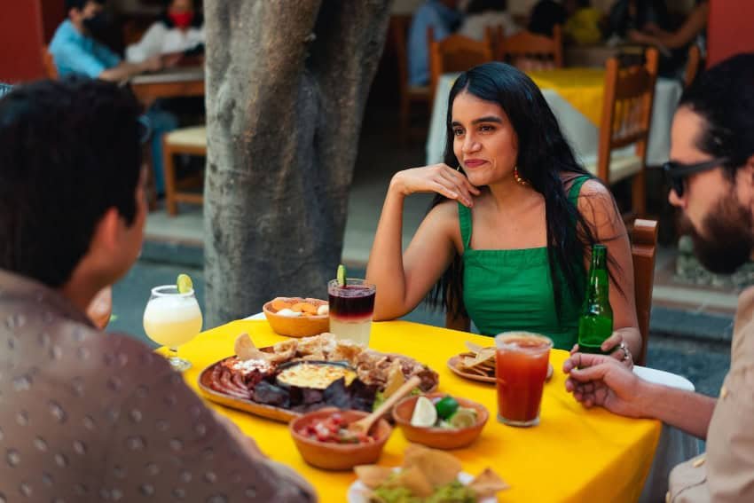 Name Play: Discover Creative Ways to Enhance Family Connections in Mexico