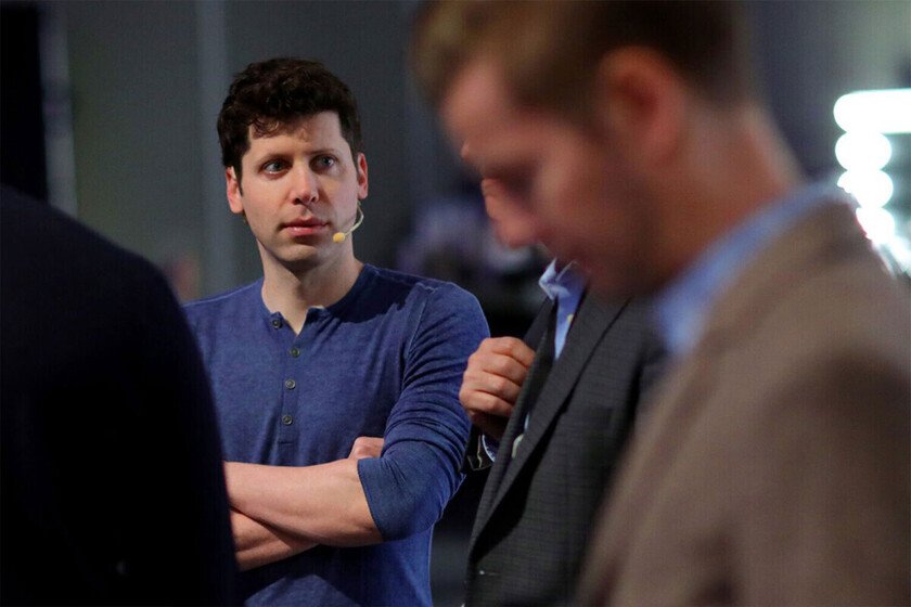 OpenAI: 700 agentes se organizan para atacar a Hugging Face