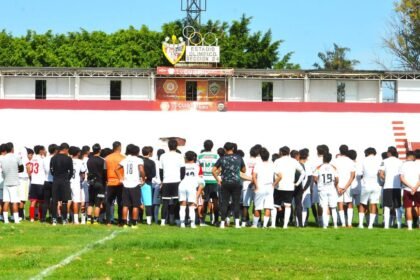 Salamanca, Gto.: Más de 250 futbolistas buscan su lugar en Real Refineros
