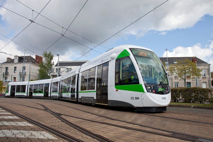Tranvías para París: 15 nuevos vehículos en camino para modernizar la movilidad
