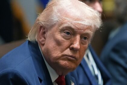 Trump critica a México y Canadá por aranceles que afectan a América