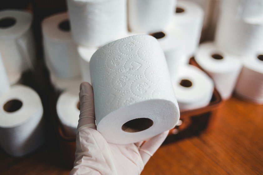 Una trabajadora de hotel se sorprende con el precio de papel: 60.318,50 euros