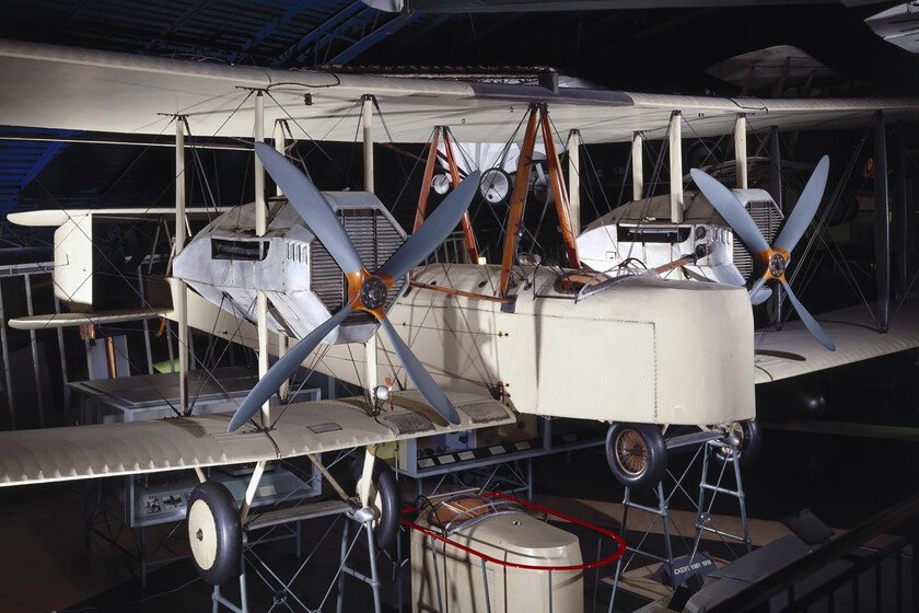 Biplano histórico: cómo se cruzó el Atlántico antes de los Jumbo