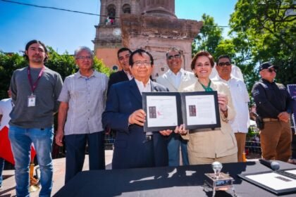 Celaya, Gto.: Nueva estampilla postal celebra la Columna de la Independencia