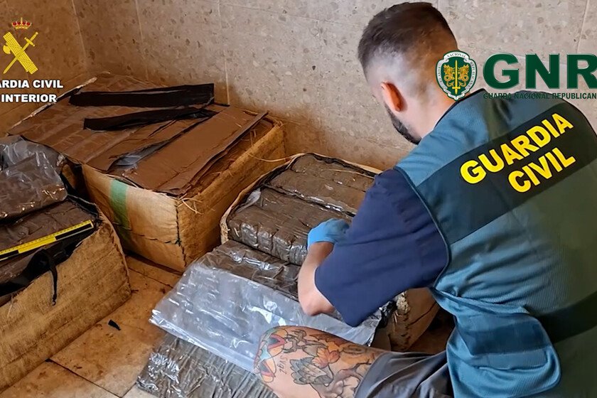 La Guardia Civil desmantela un narcotúnel de 10 toneladas en la frontera hispano-portuguesa