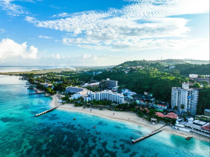 Mexico's Aeroméxico Launches New Direct Flights to Jamaica and Bahamas