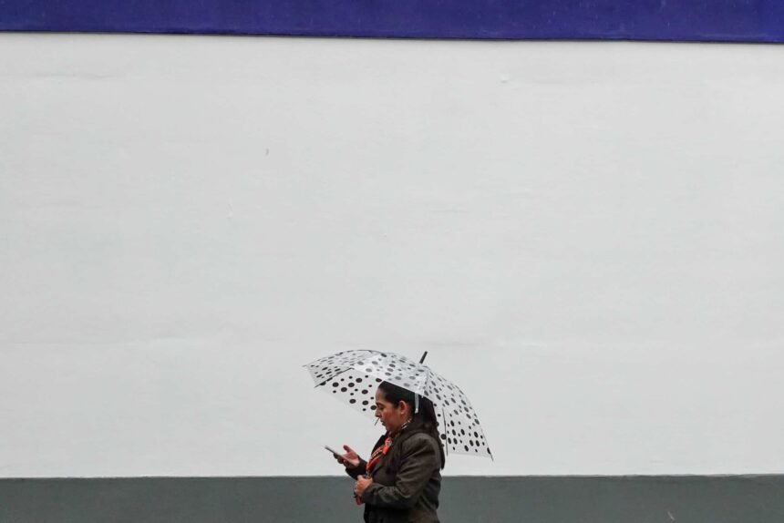 Mexico's Baja California Sur Schools Closed Due to Heavy Rains