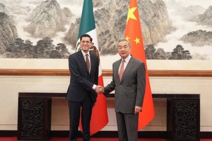 Mexico's Foreign Affairs Chief Discusses Key Issues in Beijing