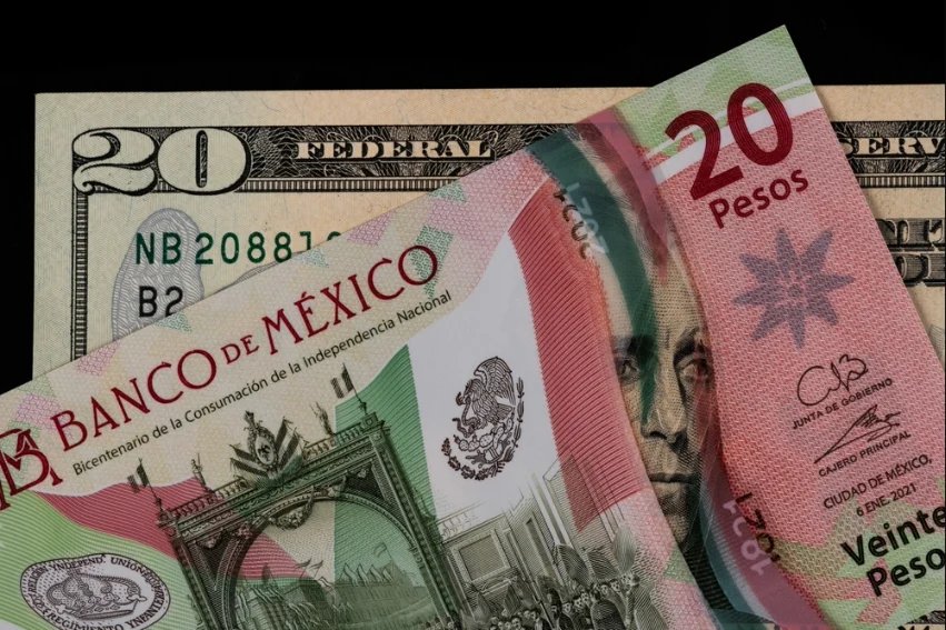 Mexico's Peso Falls Over 1%: Impact on Families and Finances