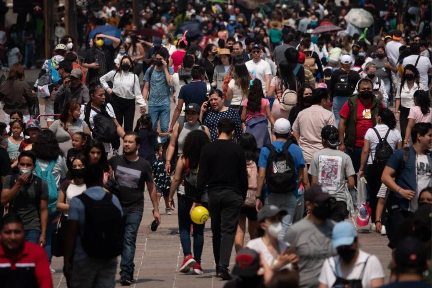 Mexico's Population Exceeds 130 Million, Affecting Daily Life Choices