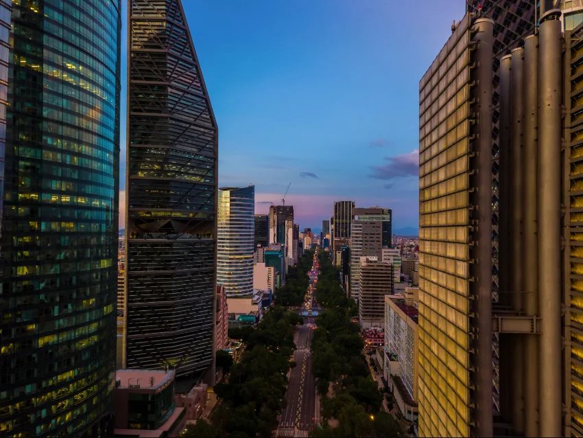 Mexico's Strong Q2 Growth Boosts Family Finances and Stability