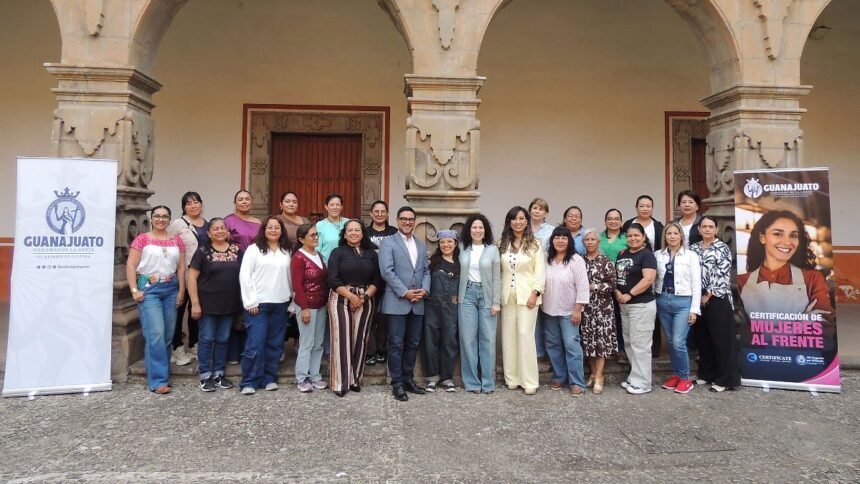 Salamanca, Gto.: Formación para artesanas en ventas digitales y marketing