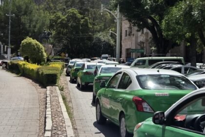 Taxistas de Guanajuato Capital unen fuerzas para mejorar el servicio